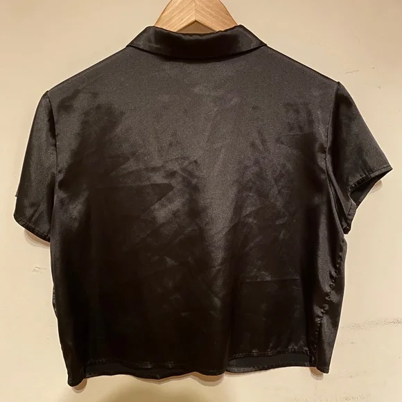 Which We Want Black Satin Short Sleeve Cropped Button Down - Picture 2 of 3